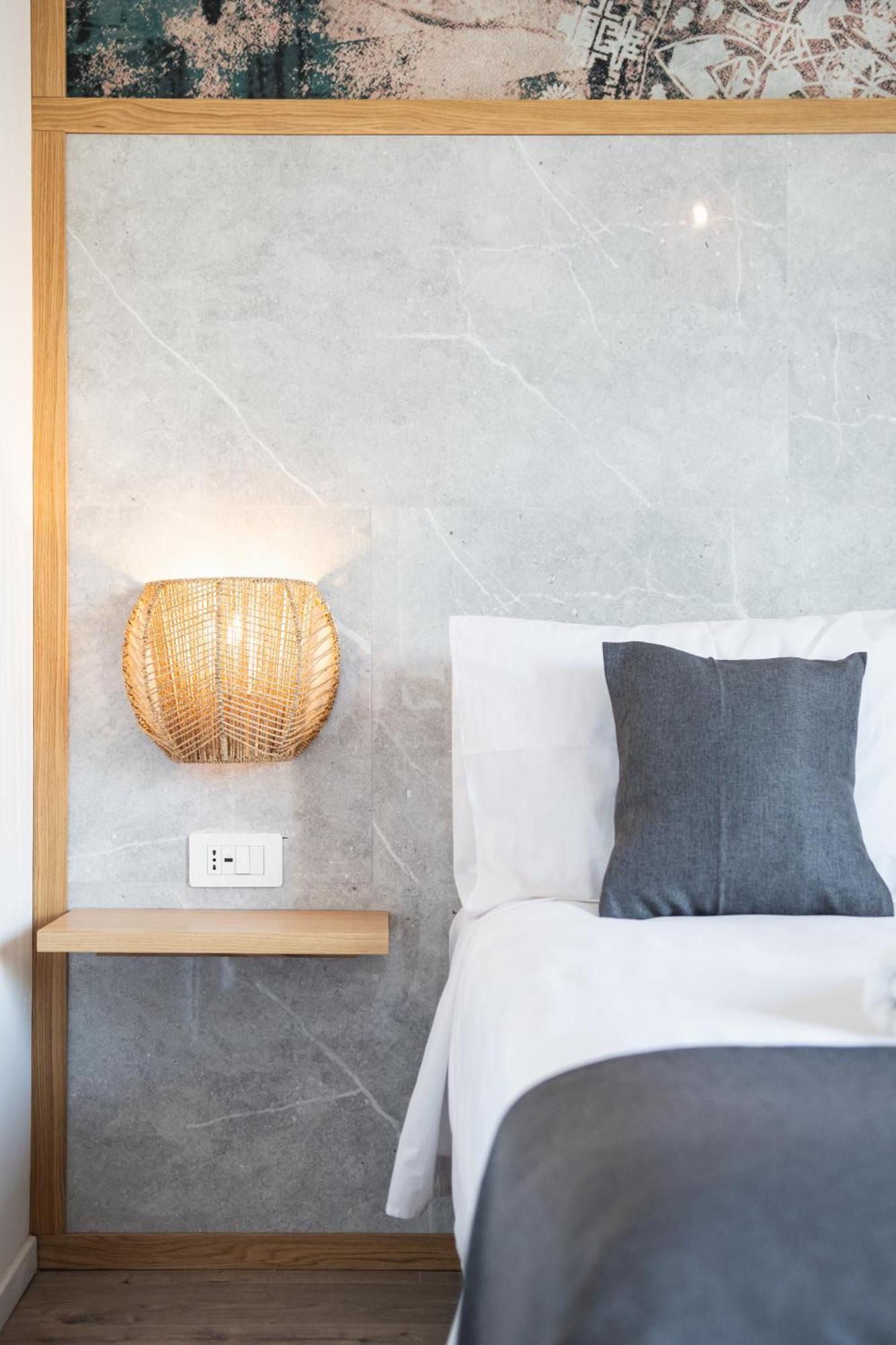 New Elegance Suites Guesthouse Οριστάνο Εξωτερικό φωτογραφία
